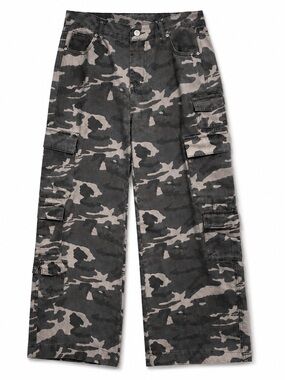 New Woman’s Western Camo Denim Cargo Wide Leg Pants